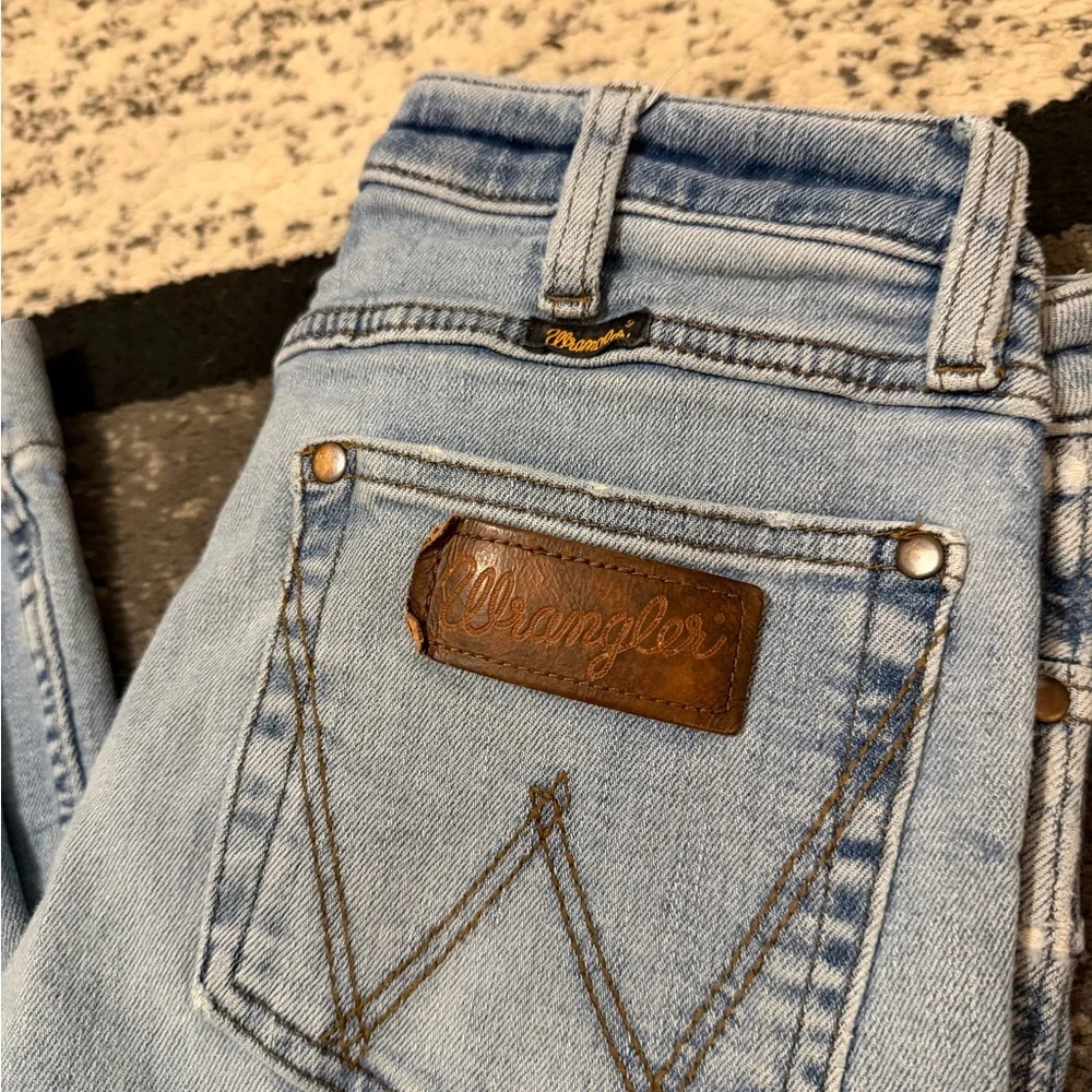 Wrangler Light Blue Women's Jeans - Picture 10 of 11